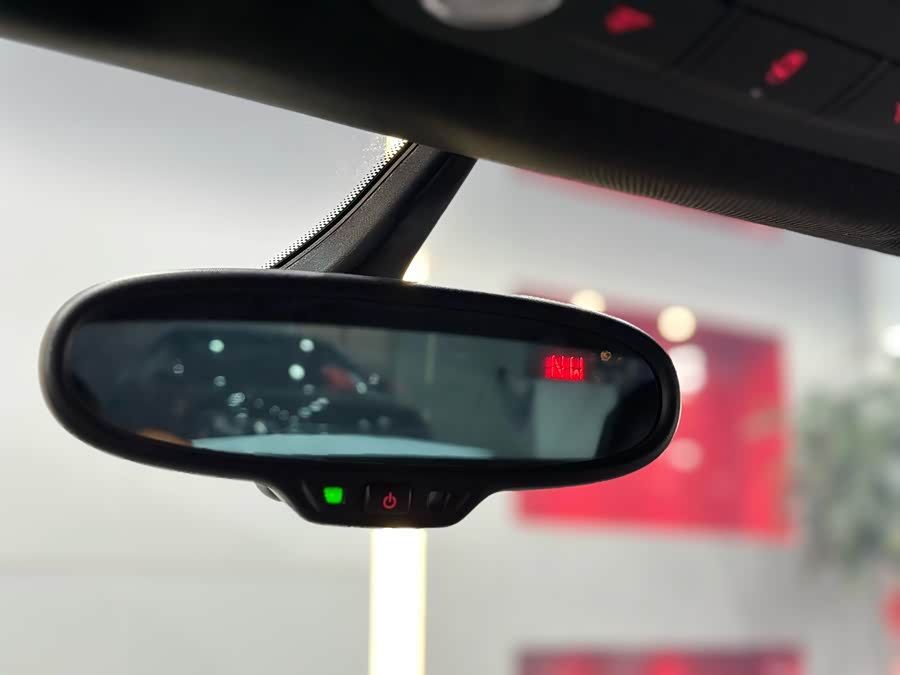 Audi TT 2009 car image #14