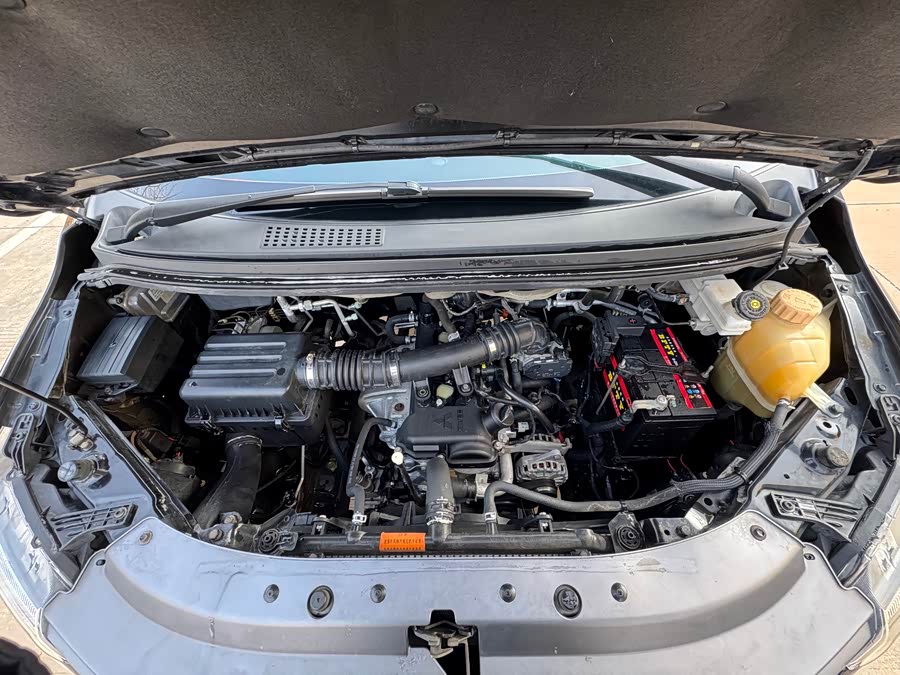 Forthing Lingzhi 2020 car image #14