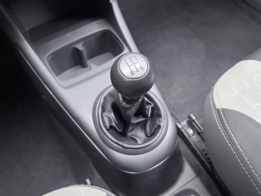 Suzuki Alto 2014 car image #14