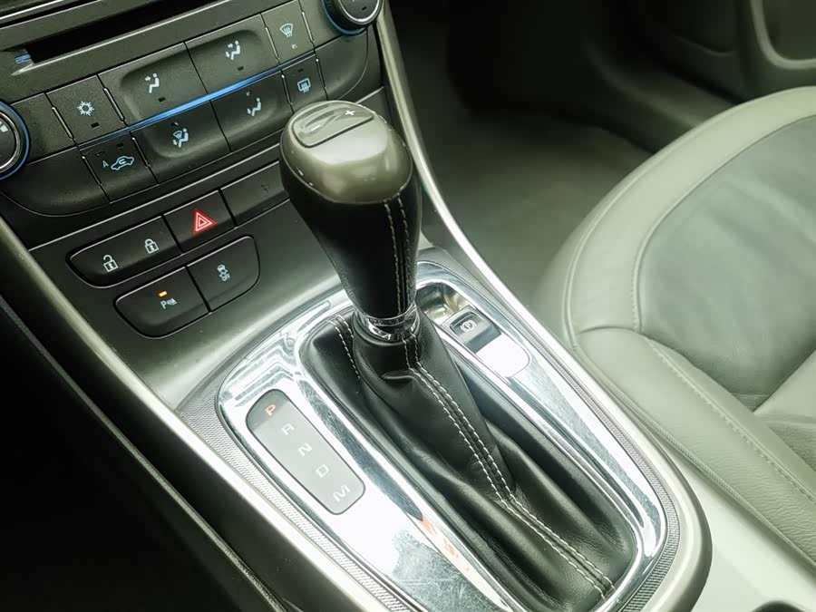 Chevrolet Malibu 2013 #14 Chevrolet Malibu 2013 car image #14