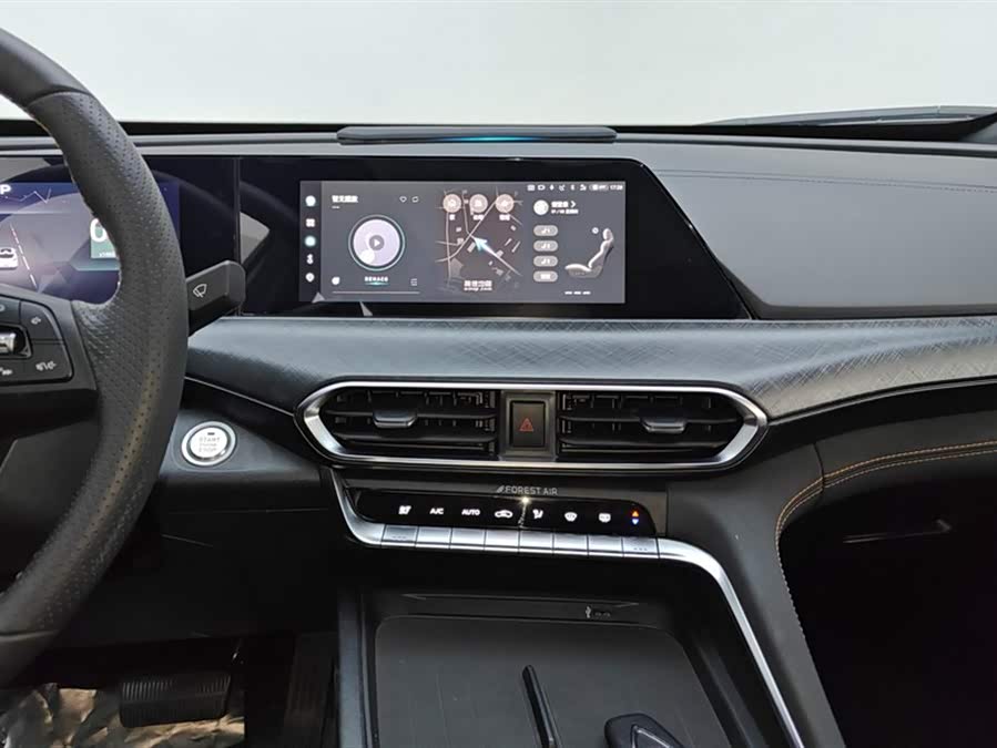 Changan UNI-T 2022 car image #14