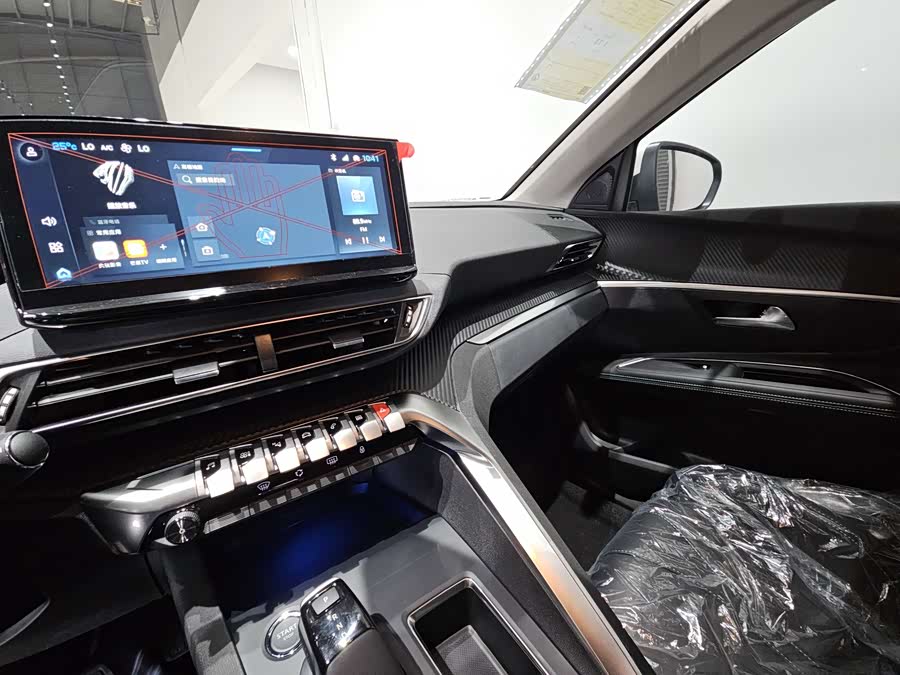 Peugeot 4008 car image #14