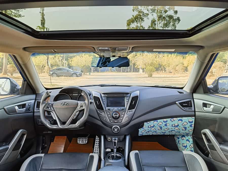 Hyundai Veloster 2015 car image #14