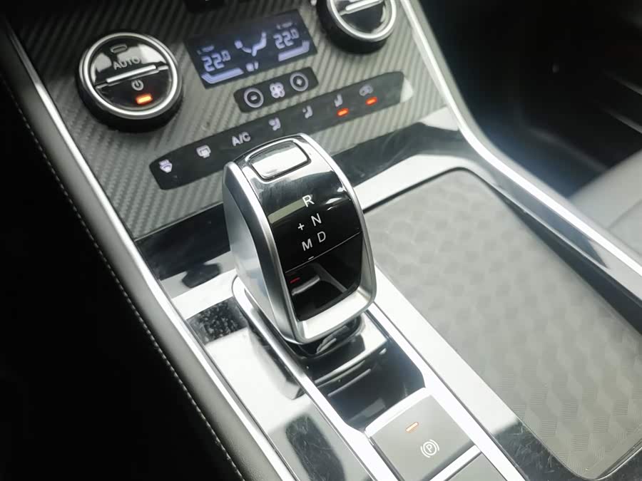 Chery Tiggo 8 2024 #14 Chery Tiggo 8 2024 car image #14