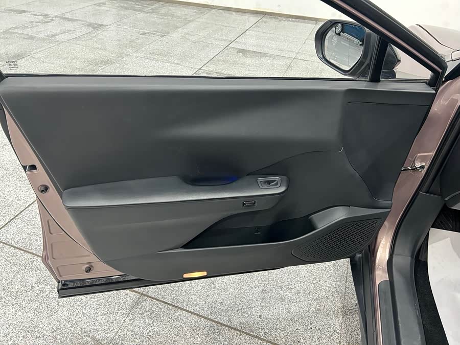 Toyota bZ3 2023 immagine di auto #14