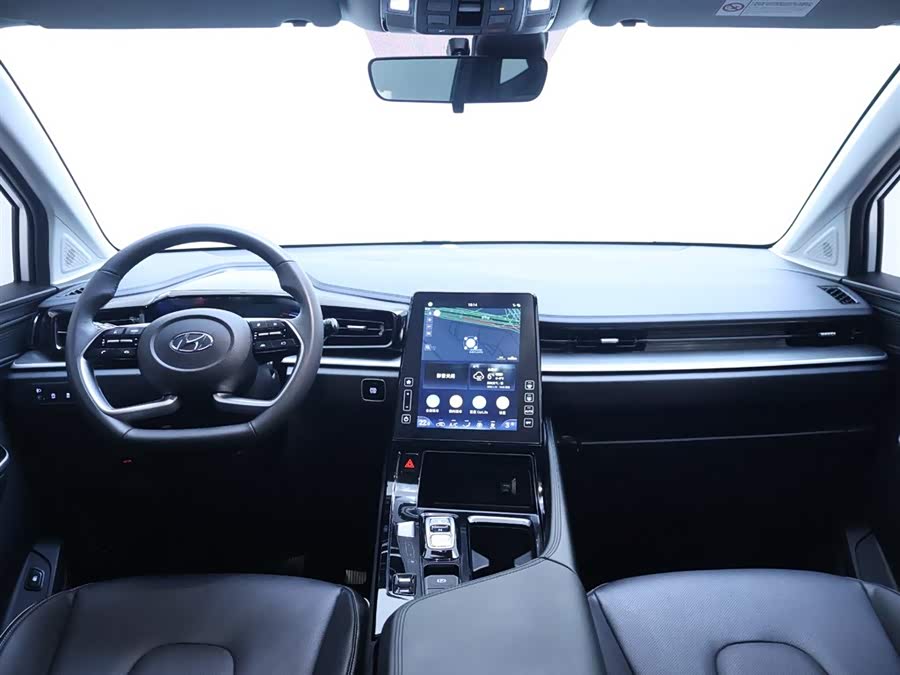 Hyundai Custo 2025 car image #14