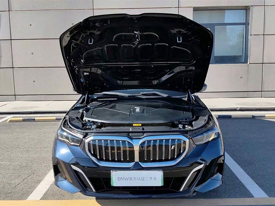 BMW i5 2025 immagine di auto #14
