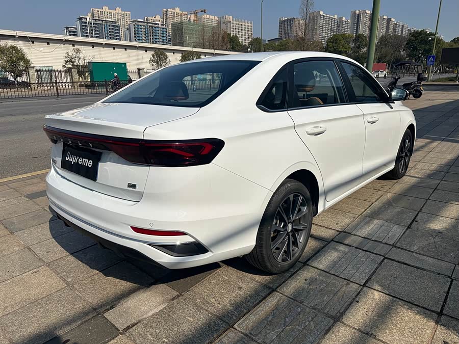 GEELY Emgrand 2024 car image #14