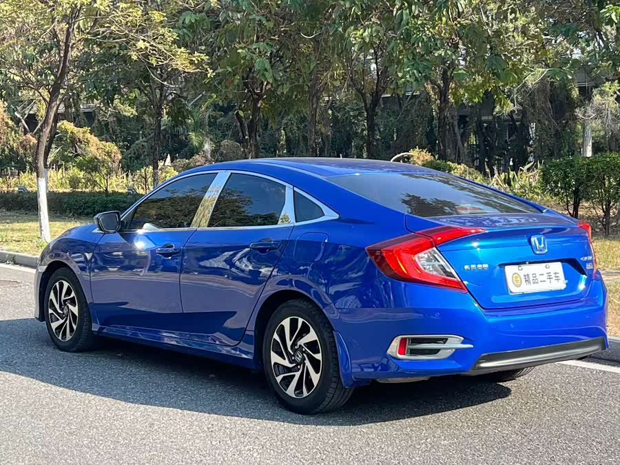 Honda Civic 2016 car image #14