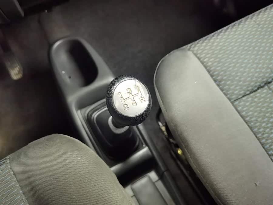 Suzuki Wagon R 2017 صورة سيارة #14