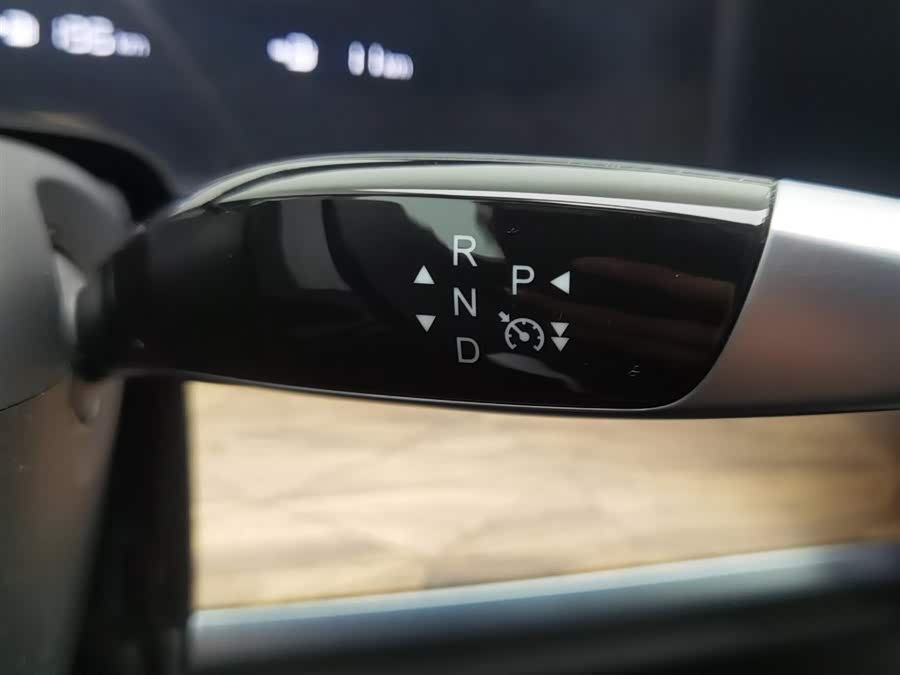 哪吒汽车 哪吒S 2023 汽车图片 #14