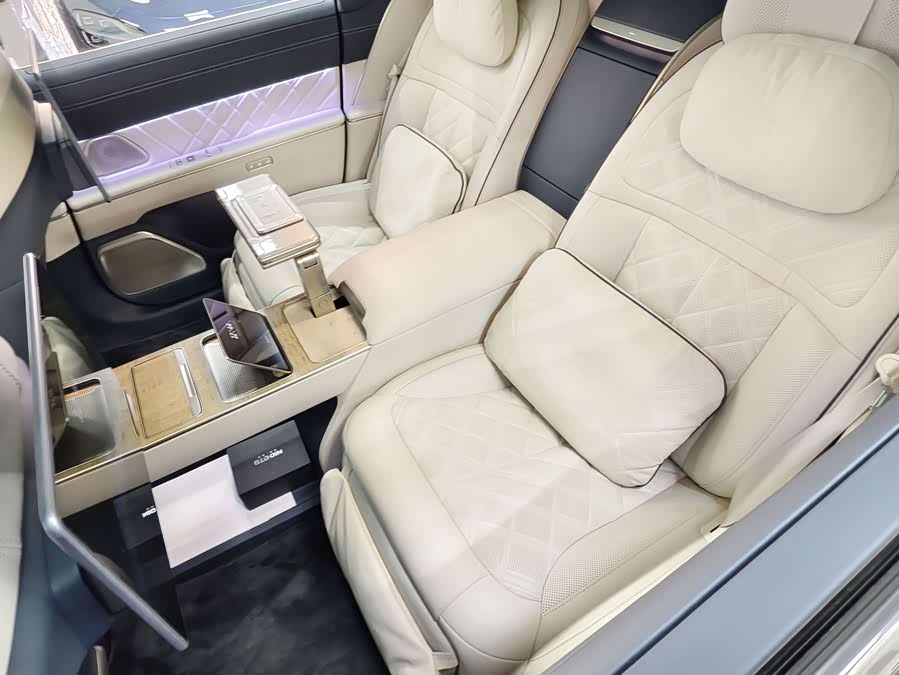 蔚来 蔚来ET9 2025 汽车图片 #14