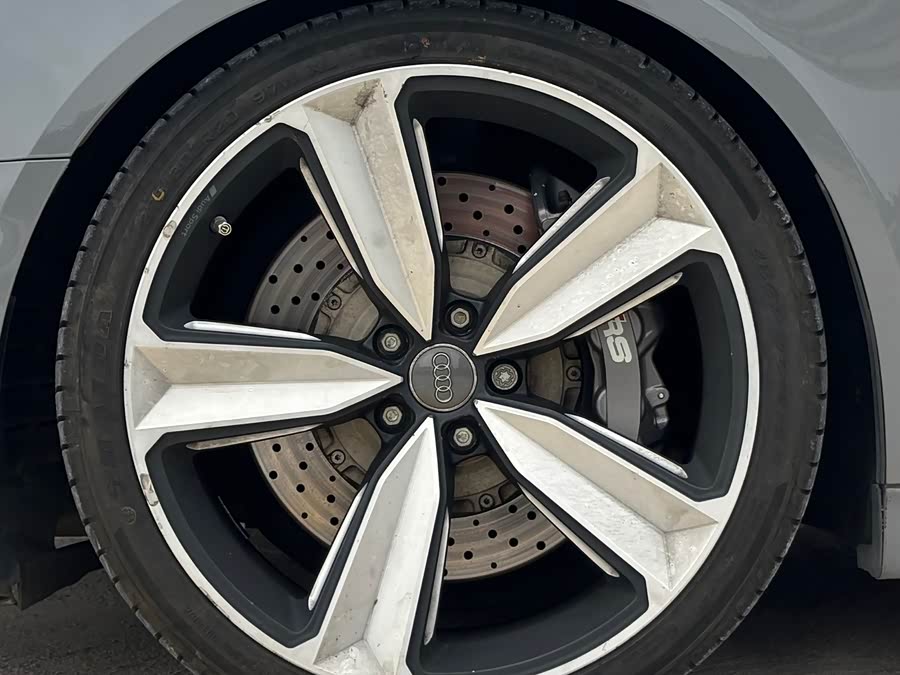 Audi RS 4 2019 car image #14