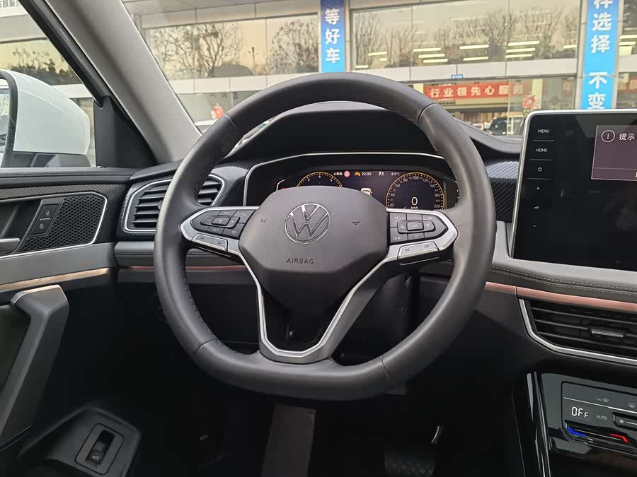 Volkswagen Tayron 2023 immagine di auto #14