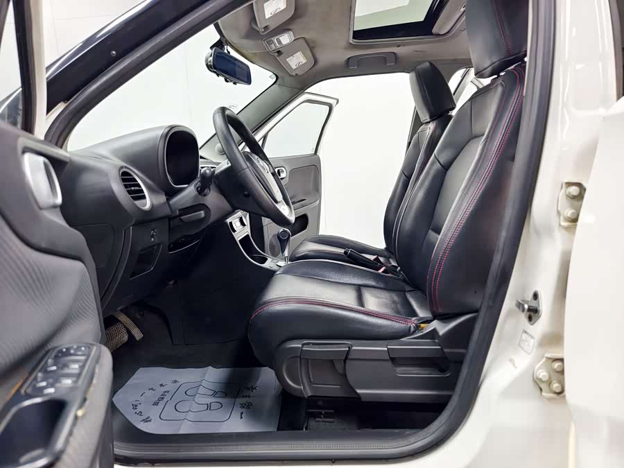 MG 3 2015 car image #14