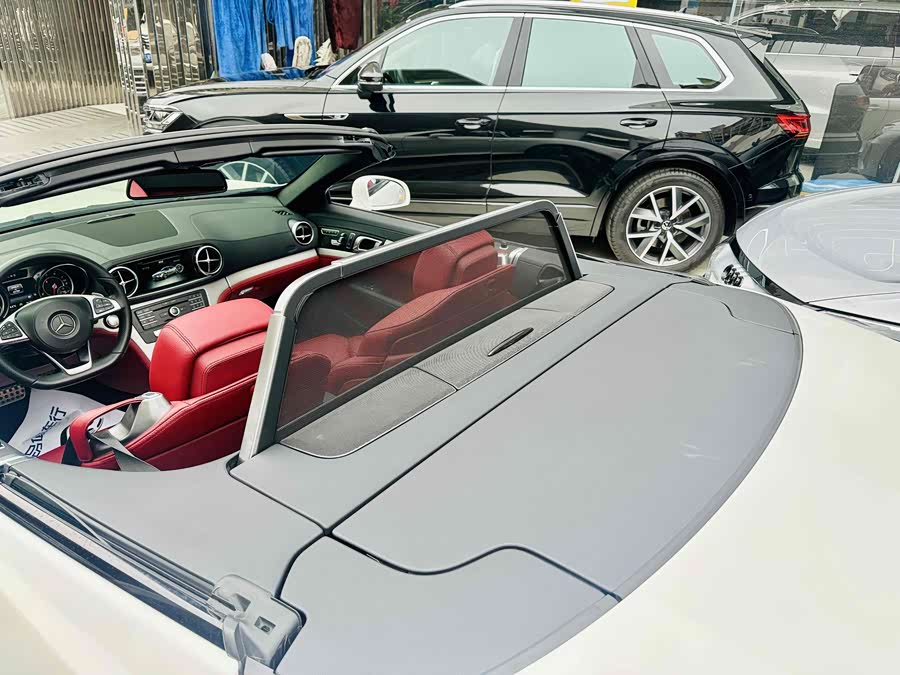 Mercedes-Benz SL Class 2018 car image #14