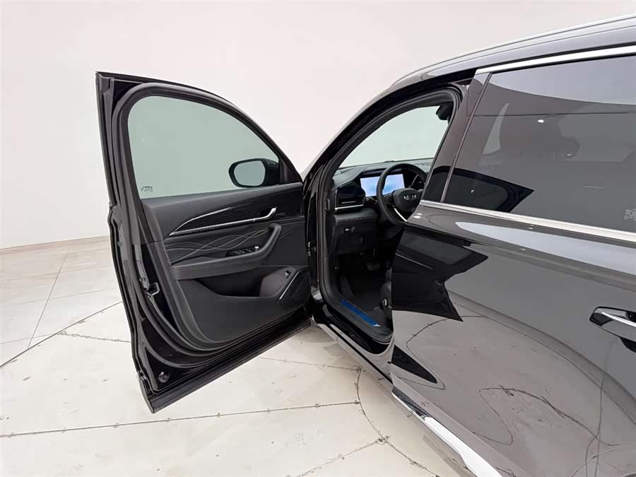 GEELY Monjaro 2025 #14 GEELY Monjaro 2025 car image #14
