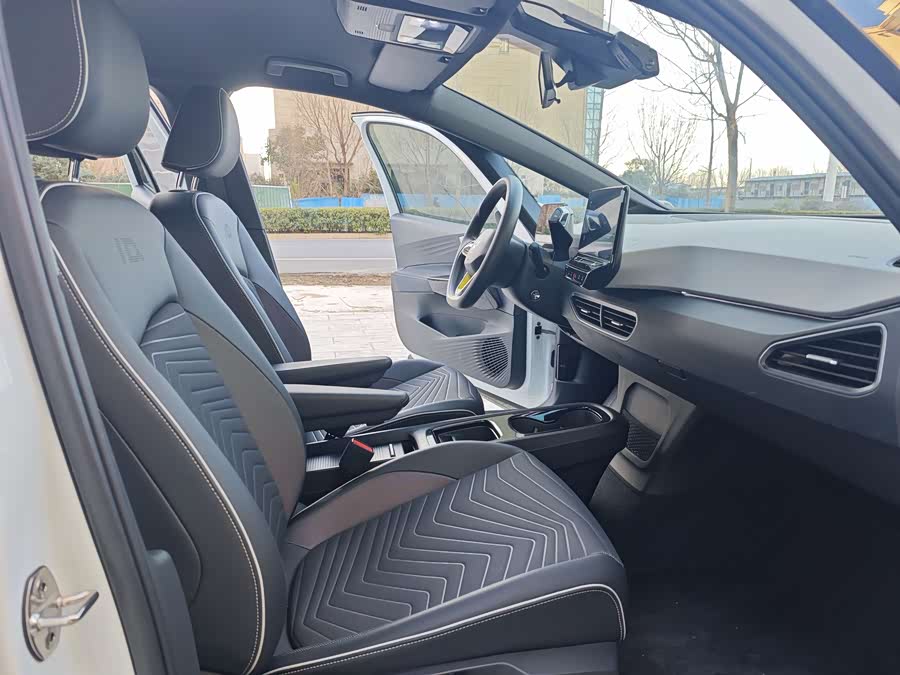 Volkswagen ID.3 2023 #14 Volkswagen ID.3 2023 car image #14