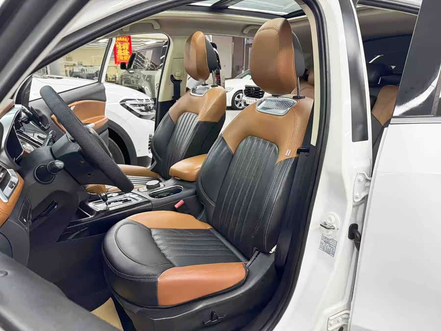 Soueast DX7 2016 #14 Soueast DX7 2016 car image #14