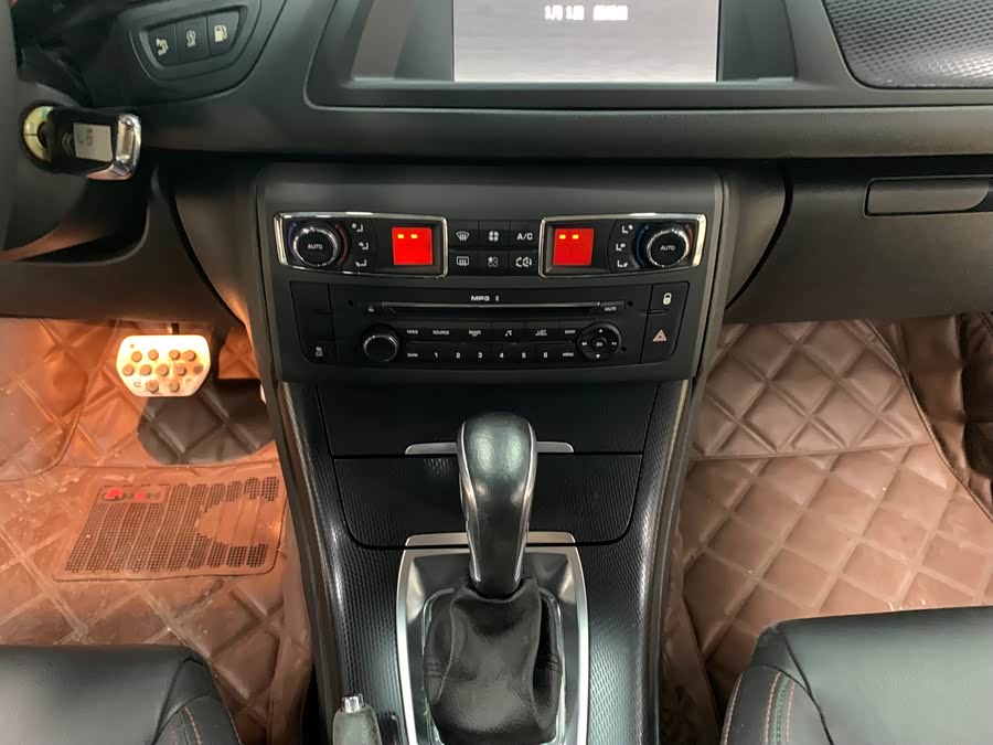 Citroen C5 2015 изображение автомобиля #14