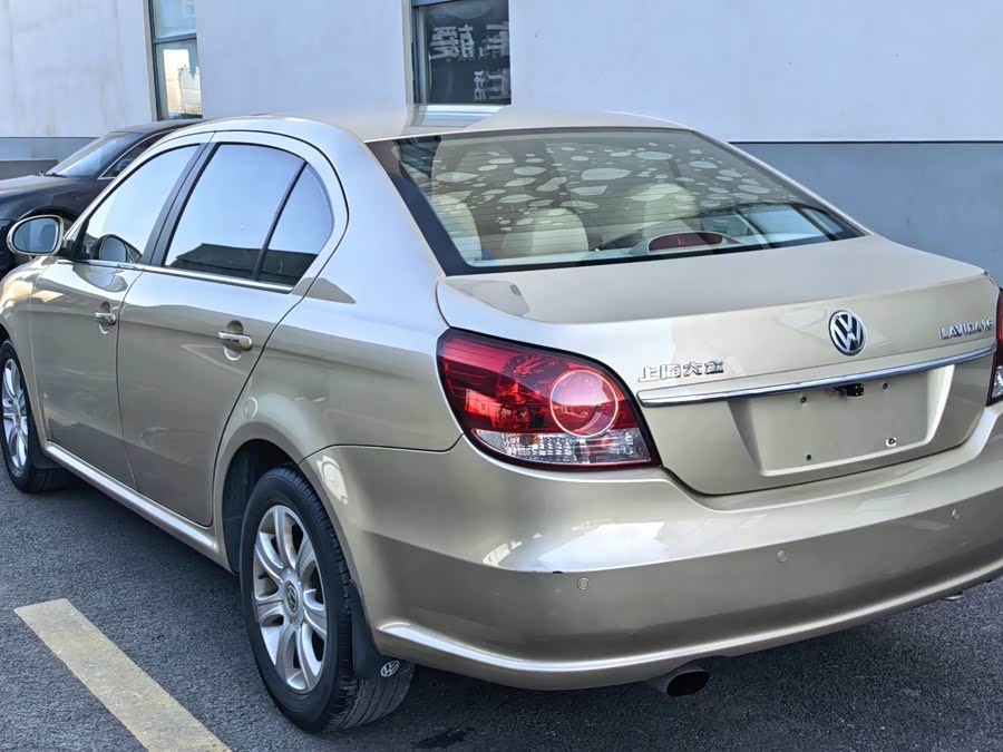 Volkswagen Lavida 2010 #14 Volkswagen Lavida 2010 car image #14