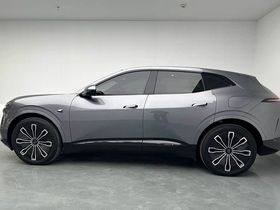 Avatr 07 2024 صورة سيارة #14