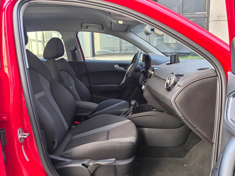 Audi A1 2017 #14 Audi A1 2017 car image #14