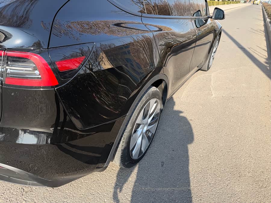 特斯拉 Model Y 2023 汽车图片 #14