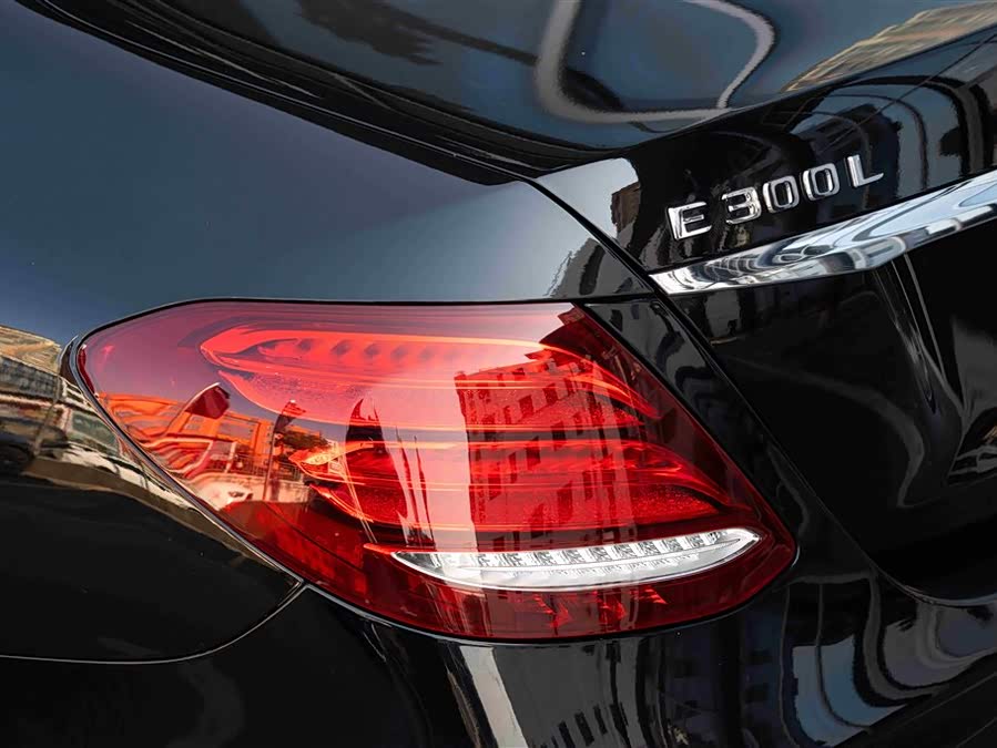 Mercedes-Benz E Class 2019 #14 Mercedes-Benz E Class 2019 car image #14