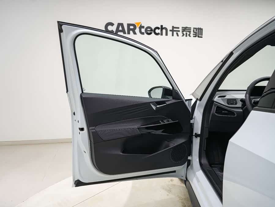 Volkswagen ID.3 2023 immagine di auto #14