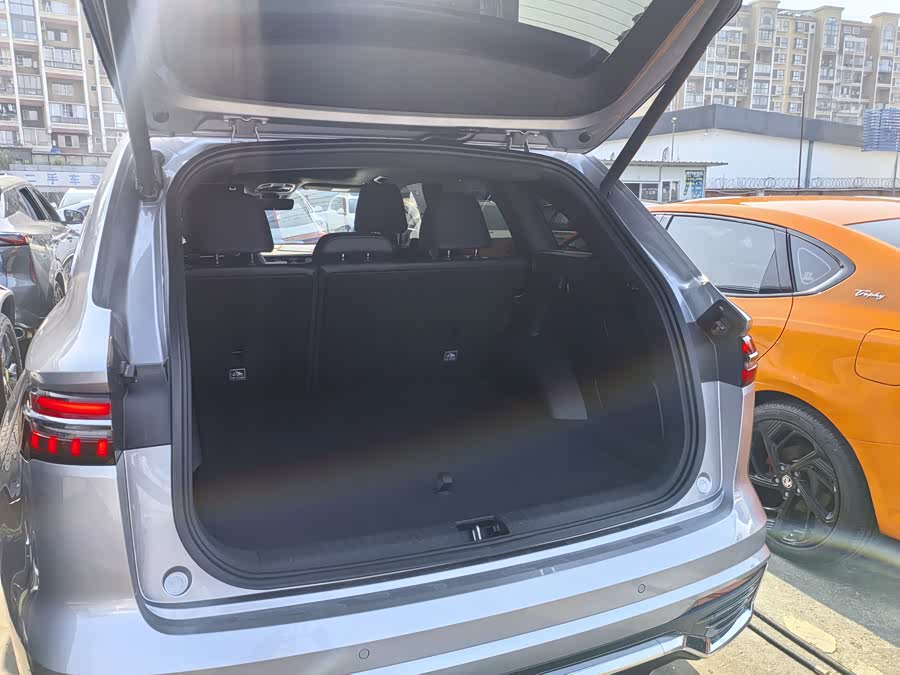 GEELY Monjaro 2023 car image #14