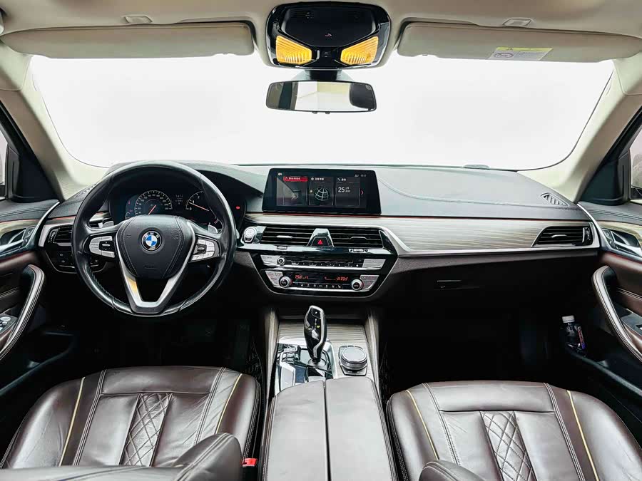 BMW 5 Series 2018 #14 BMW 5 Series 2018 car image #14