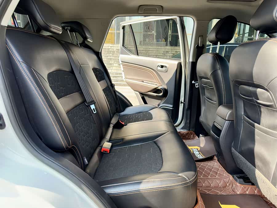 广汽传祺 传祺GS3 2018 汽车图片 #14