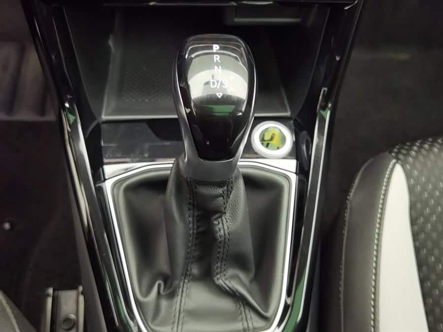 Volkswagen Tacqua 2020 car image #14