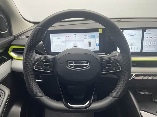 GEELY Coolray 2022 #14 GEELY Coolray 2022 car image #14