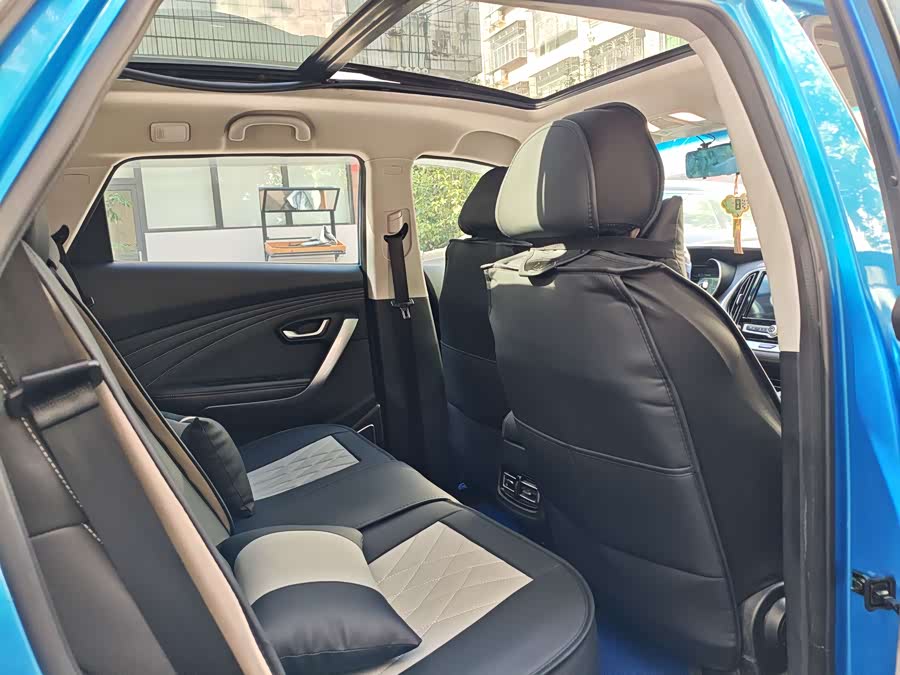 Jetour X70 2019 car image #14