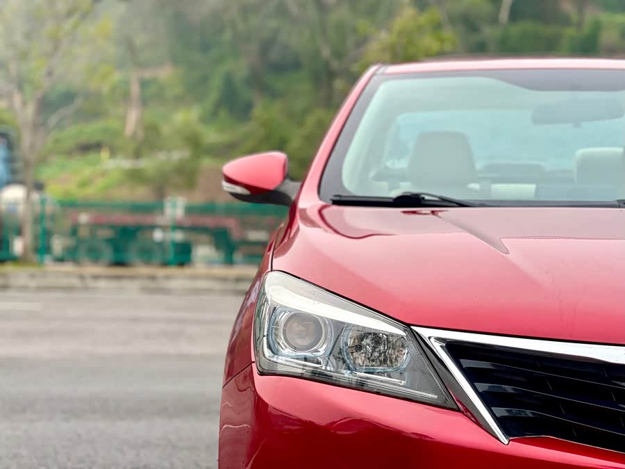 Changan Alsvin V7 2015 car image #14