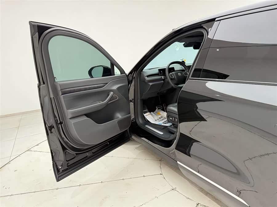 蔚来 蔚来ES8 2024 汽车图片 #14