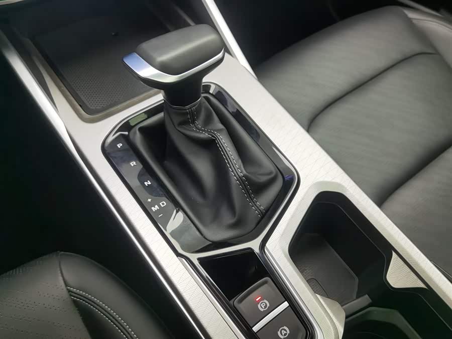 GEELY Emgrand 2023 car image #14