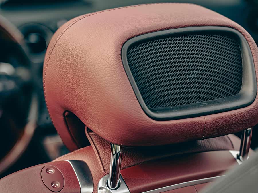 Mercedes-Benz SL Class 2009 car image #14