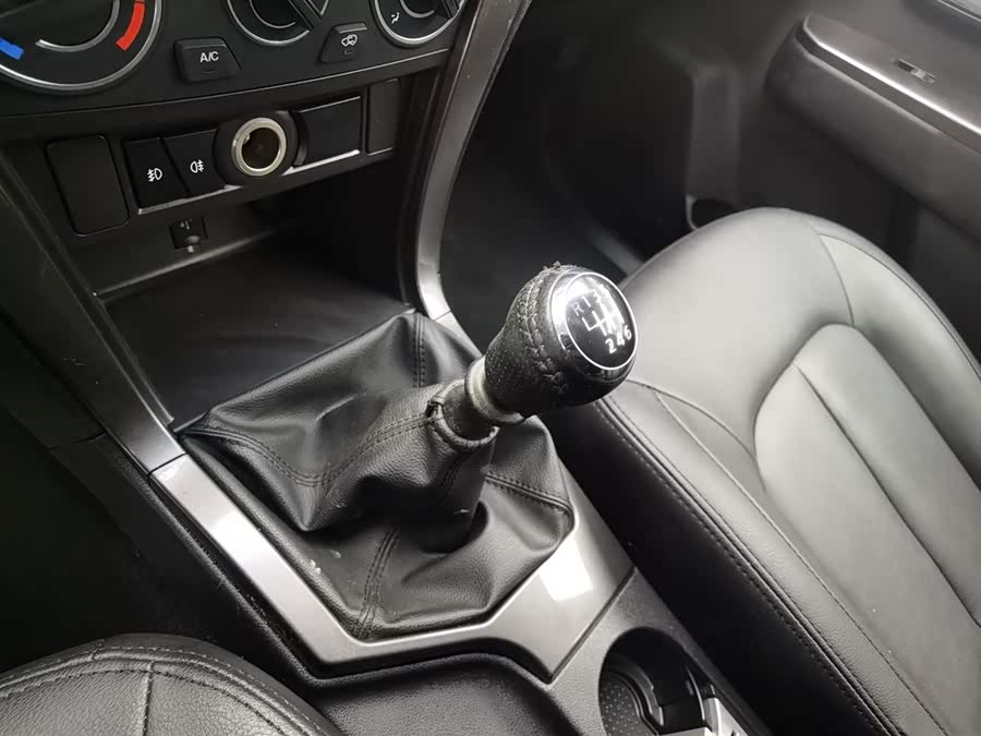 Great Wall Wingle 5 2017 immagine di auto #14