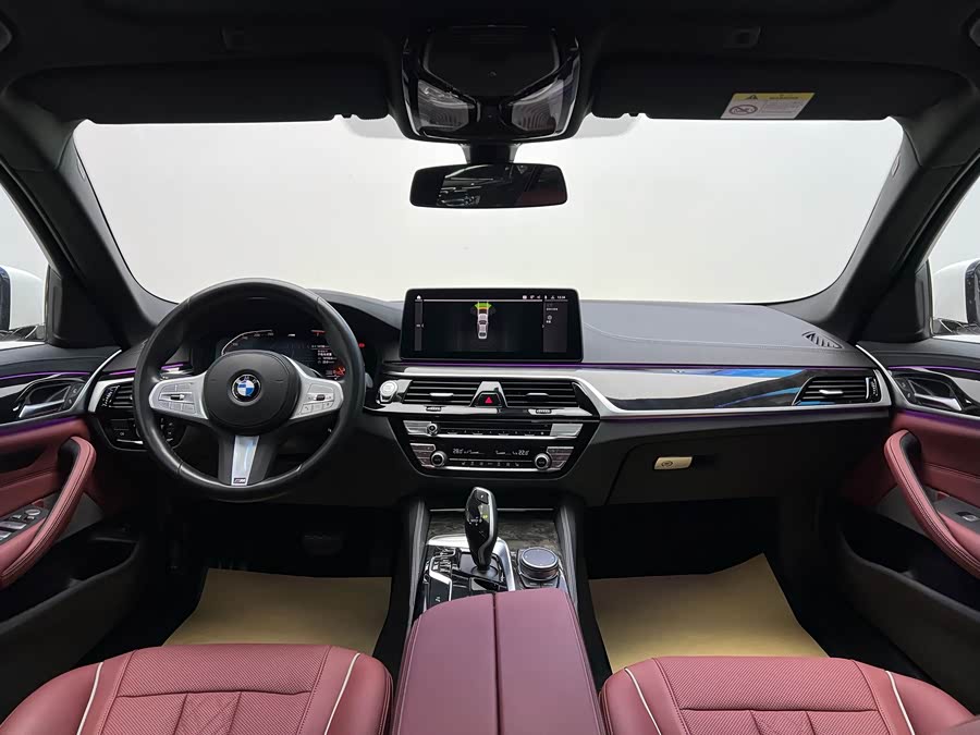 BMW 5 Series 2023 #14 BMW 5 Series 2023 car image #14