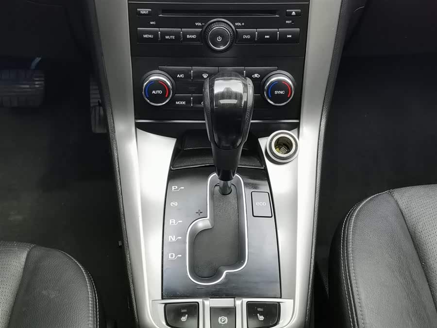 Chevrolet Captiva 2015 #14 Chevrolet Captiva 2015 car image #14