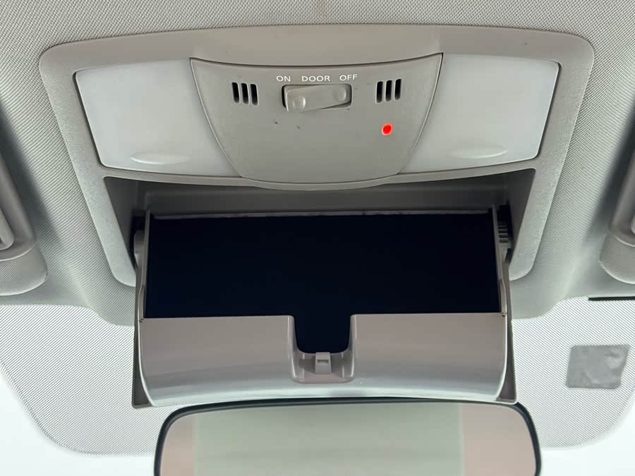 日产 途乐 2018 汽车图片 #14