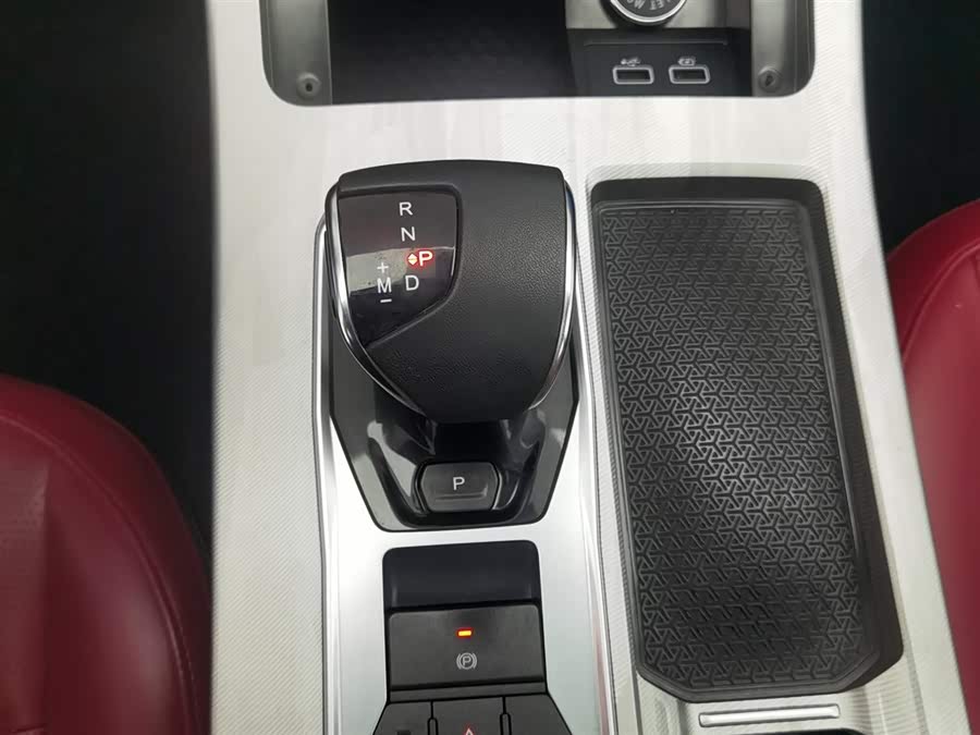 Jetour X70 PLUS 2022 car image #14