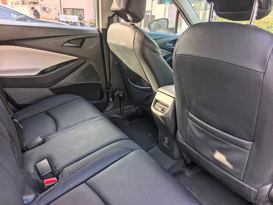 Chevrolet Orlando 2020 #14 Chevrolet Orlando 2020 car image #14