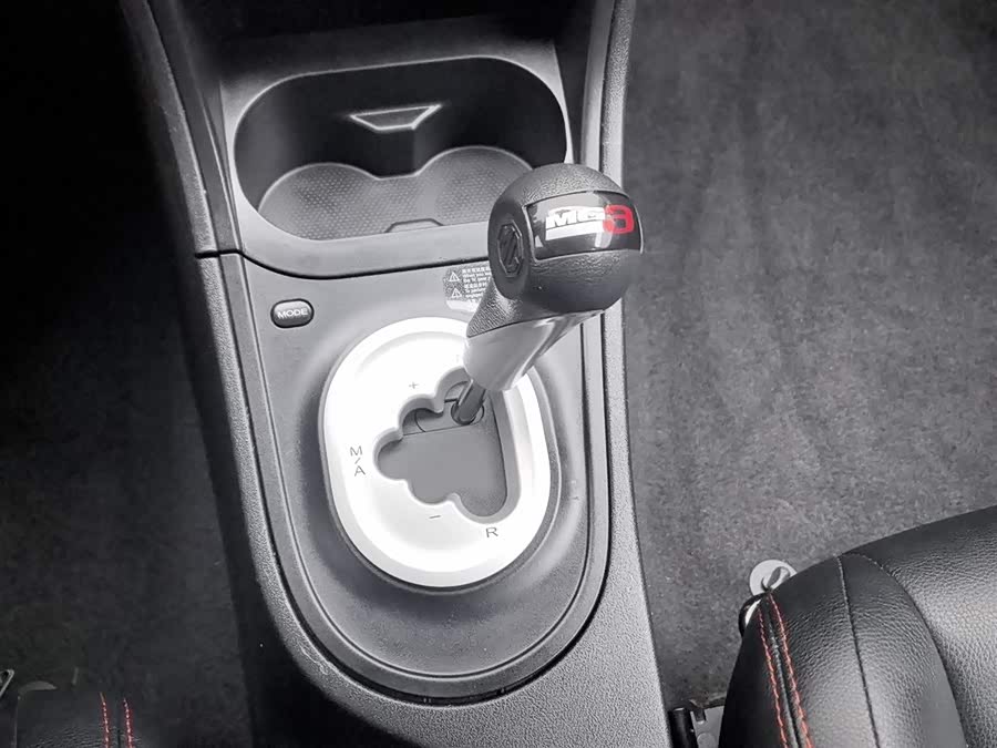 MG 3 2016 car image #14