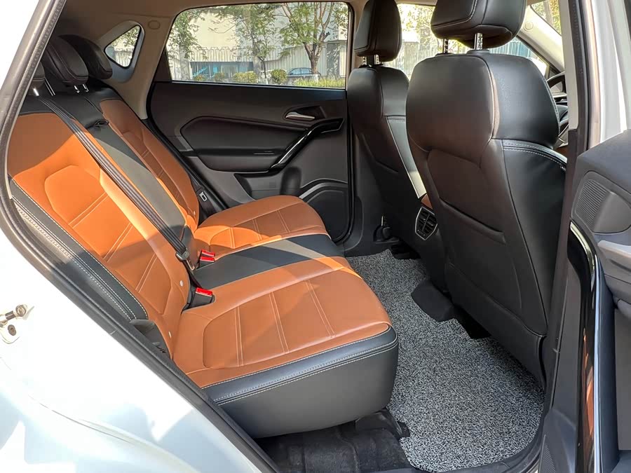 MG GS 2016 car image #14