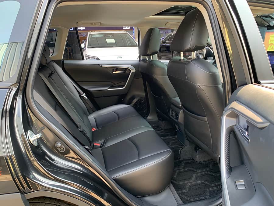 Toyota RAV4 2022 #14 Toyota RAV4 2022 car image #14
