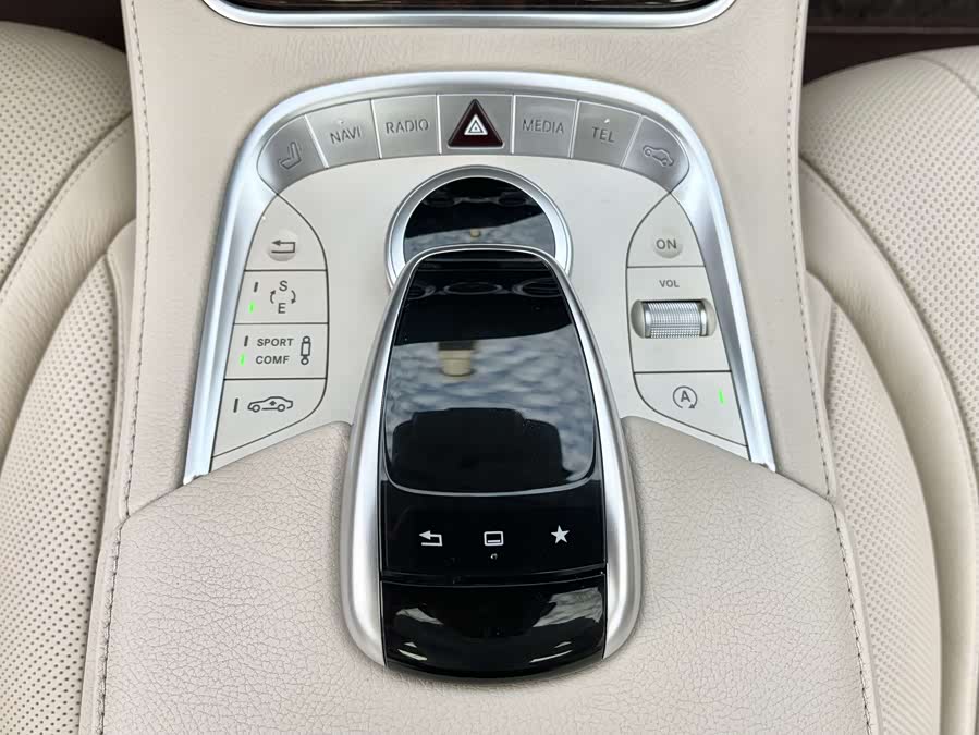 Mercedes-Benz S Class 2014 car image #14